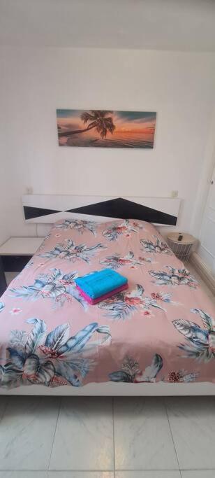 Bungalow Avec Piscine Torrevieja Bagian luar foto