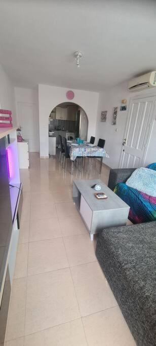 Bungalow Avec Piscine Torrevieja Bagian luar foto