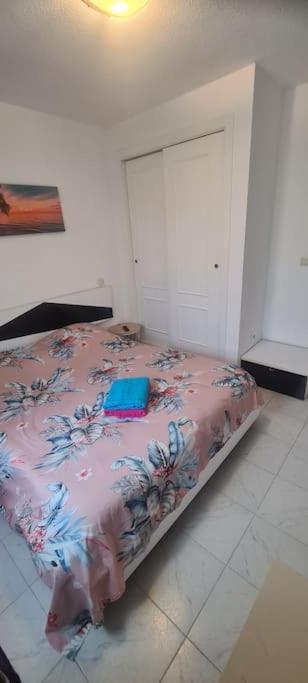 Bungalow Avec Piscine Torrevieja Bagian luar foto
