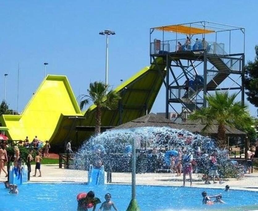 Bungalow Avec Piscine Torrevieja Bagian luar foto