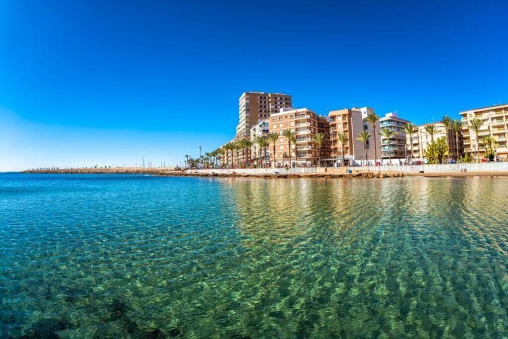 Bungalow Avec Piscine Torrevieja Bagian luar foto
