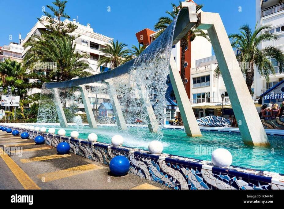 Bungalow Avec Piscine Torrevieja Bagian luar foto
