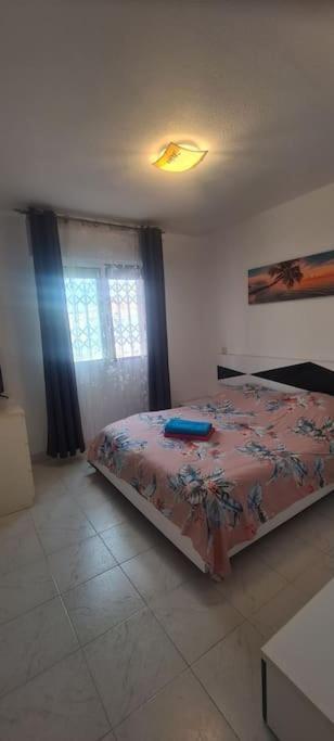 Bungalow Avec Piscine Torrevieja Bagian luar foto