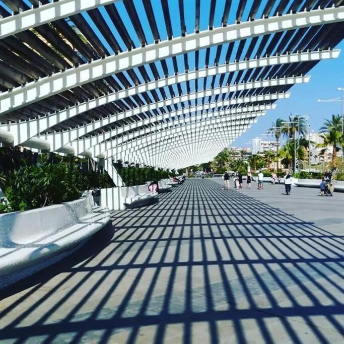 Bungalow Avec Piscine Torrevieja Bagian luar foto