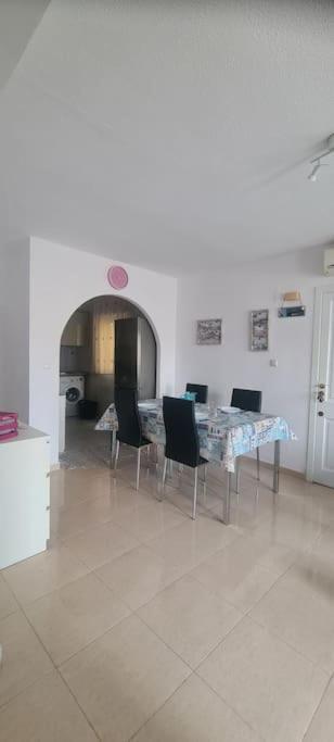 Bungalow Avec Piscine Torrevieja Bagian luar foto