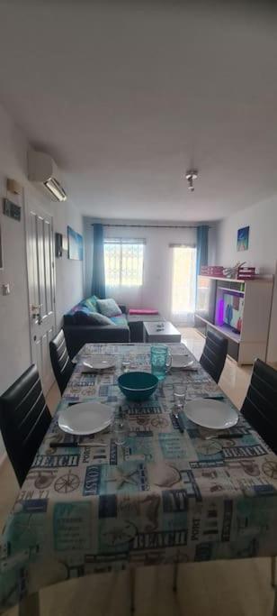 Bungalow Avec Piscine Torrevieja Bagian luar foto