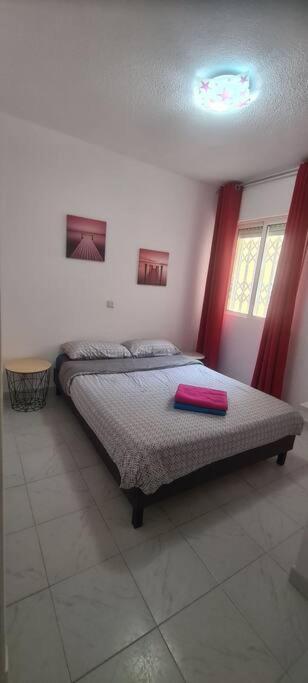 Bungalow Avec Piscine Torrevieja Bagian luar foto
